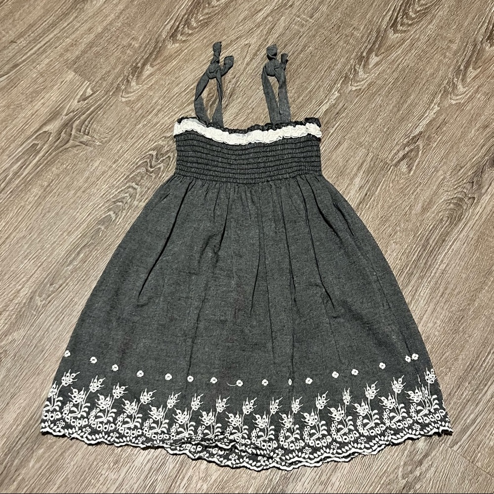 Lapis Girl sun dress. Size 7/8. Shirred top with straps